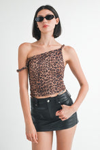 Load image into Gallery viewer, Animal Print Off the Shoulder Top
