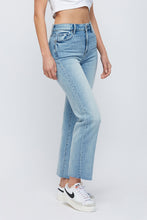 Load image into Gallery viewer, Hidden Jeans Tracey High Rise Straight Leg

