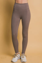 Load image into Gallery viewer, Love Tree High Waist Leggings with Side Pockets
