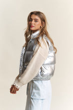 Load image into Gallery viewer, Shiny Metallic Puffer Vest
