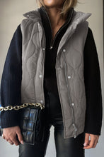 Load image into Gallery viewer, Quilted Vest
