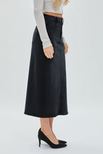 Load image into Gallery viewer, Hidden Jeans Peyton Side Slit Midi Skirt, Black
