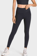 Load image into Gallery viewer, High-Rise Wide Waistband Yoga Leggings

